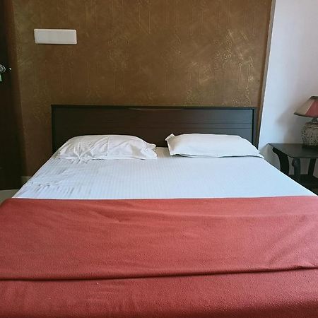 Phils' Residency & Banquets Hotel Kochi Luaran gambar