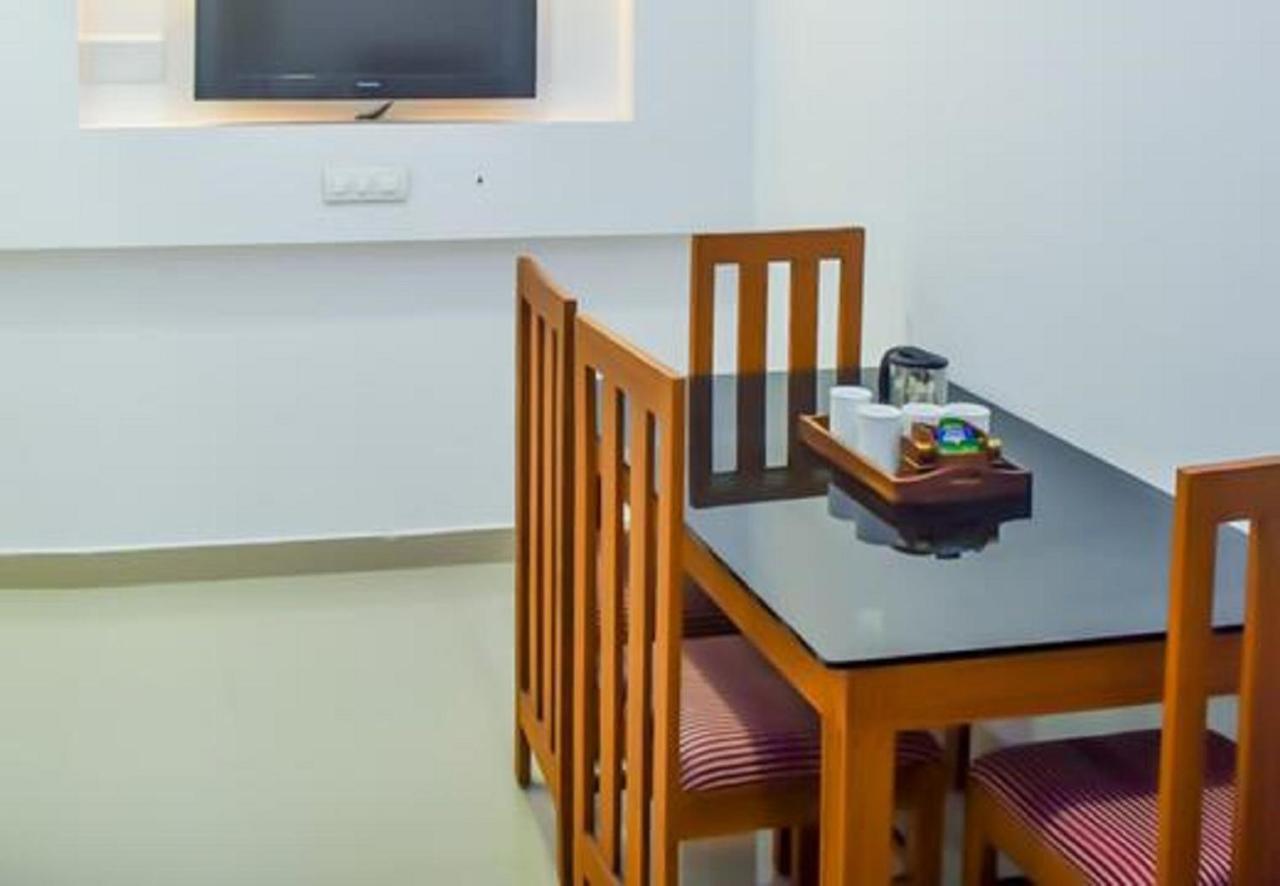 Phils' Residency & Banquets Hotel Kochi Luaran gambar
