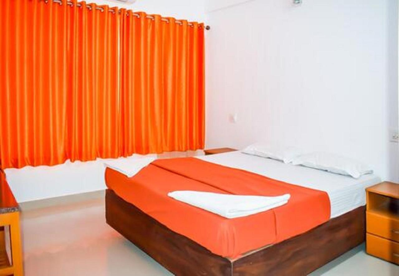 Phils' Residency & Banquets Hotel Kochi Luaran gambar