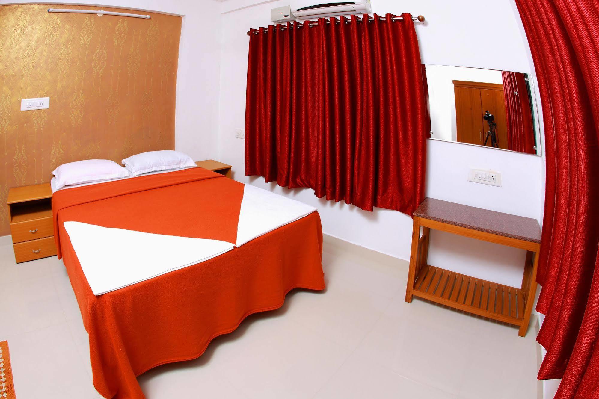 Phils' Residency & Banquets Hotel Kochi Luaran gambar