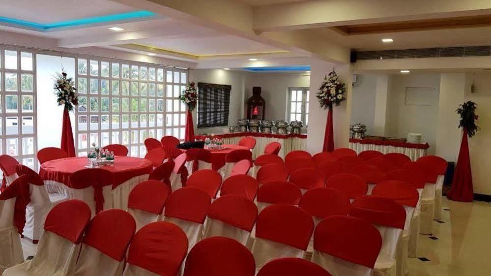Phils' Residency & Banquets Hotel Kochi Luaran gambar